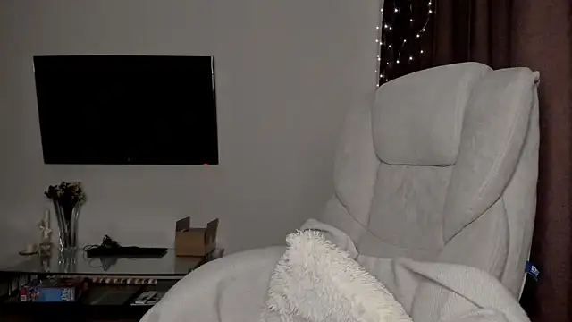 SeasonalSomeone's cam snapshot