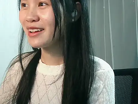 Nunaa18 live sex cam