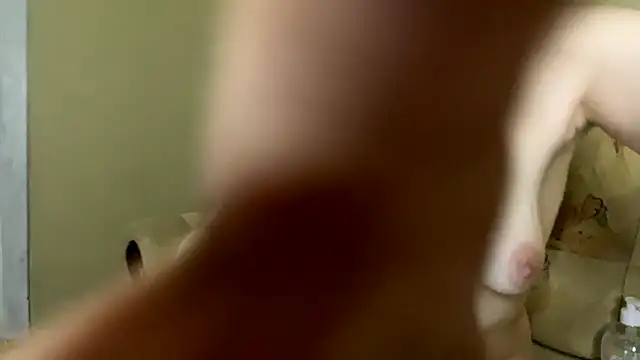 Marinpeach's cam snapshot