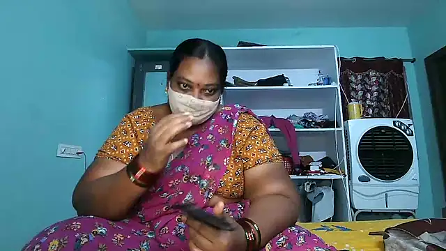 Honey__baby_'s cam snapshot