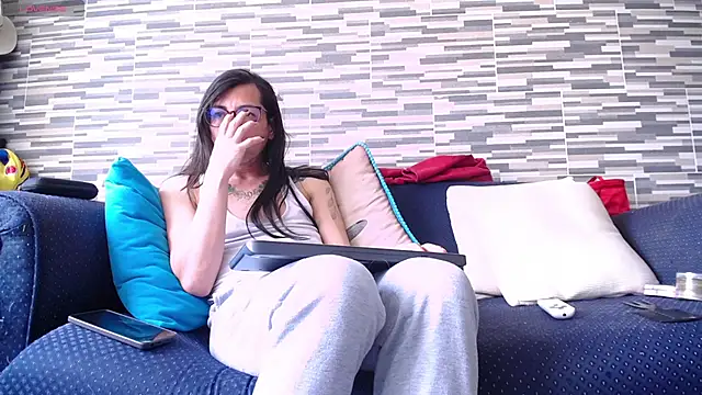 VioletaGomez_Co live sex cam