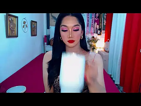 UrScreenGoddess live sex cam