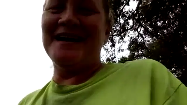 wetnwildforyou's cam snapshot