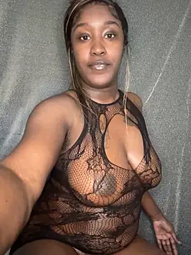 ToyaThick live sex cam