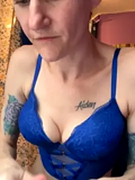 lolabunny9's cam snapshot