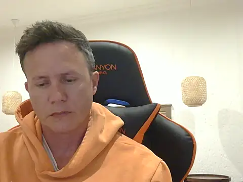 TroyDieselXXX's cam snapshot