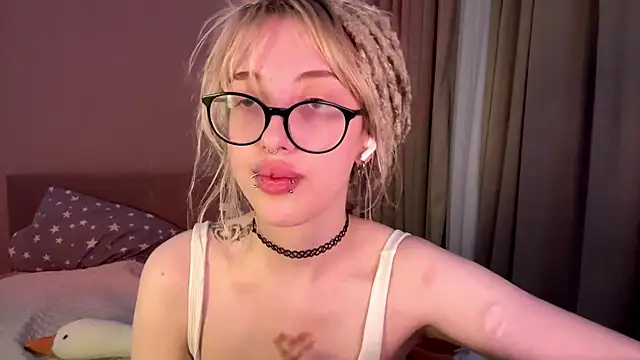 Milkmoriee's cam snapshot