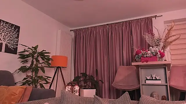 MayaCroft's cam snapshot