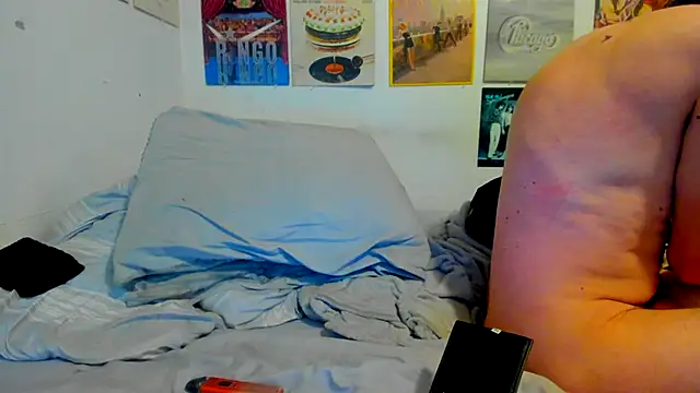 cloudyystar666's cam snapshot