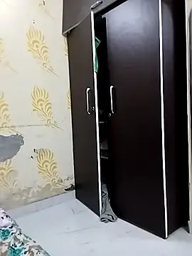 Rani_janam_'s cam snapshot