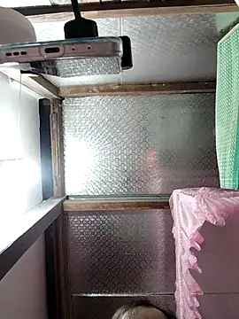 Feeling-hot's cam snapshot