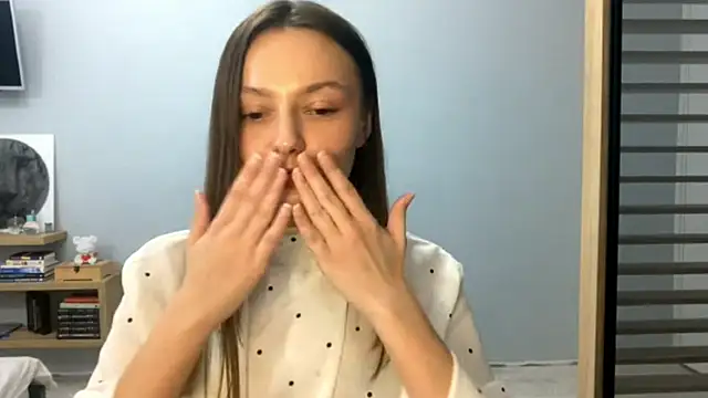 SoulHiperAgne_ live sex cam