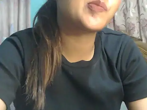 NancyRuvi live sex cam