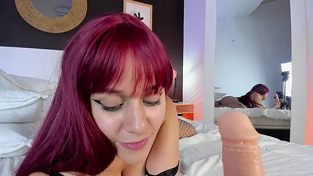 VioletPaket's cam snapshot