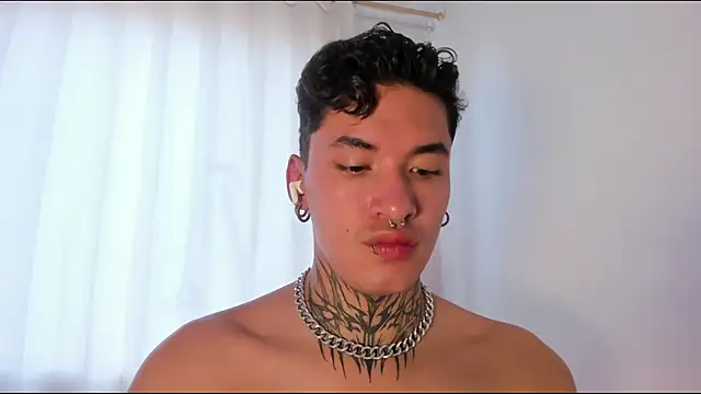 AlecBanne's cam snapshot