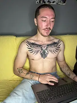 andreacreator's cam snapshot