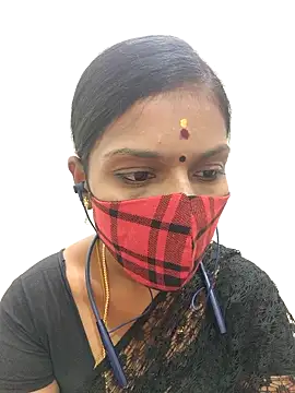 Tamil_Yalini12's cam snapshot