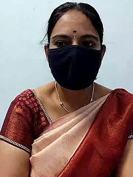 Queen-Neha's cam snapshot