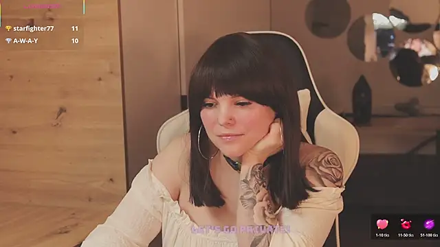 LikaBerry1's cam snapshot