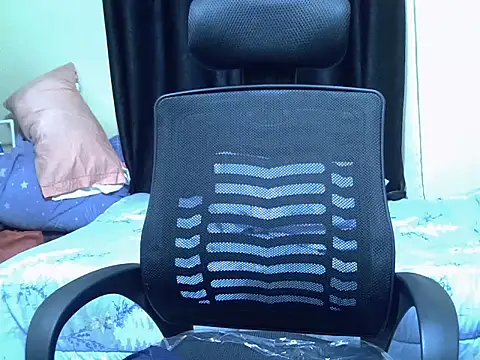 Horny-slut_'s cam snapshot