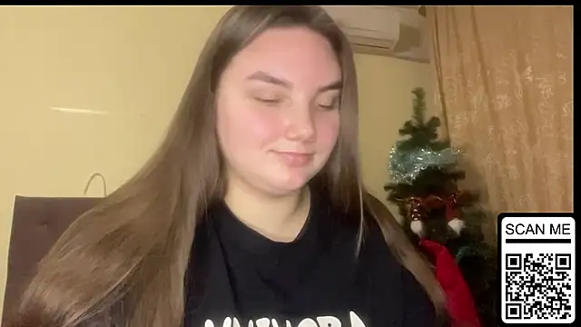 Dreamyblushfairy's cam snapshot