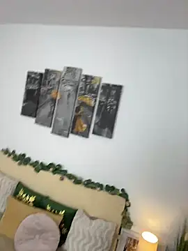 CelineReys's cam snapshot