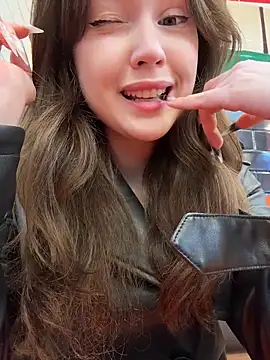 Peachy_Dream's cam snapshot