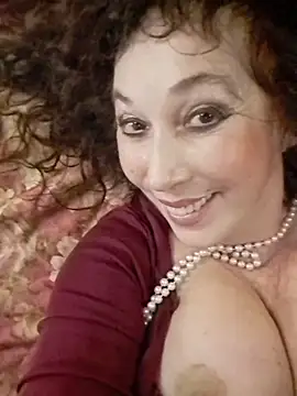 GypsyEsmeralda live sex cam