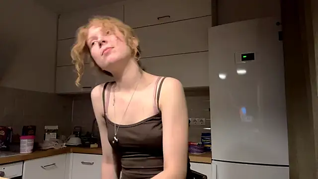 ElfriedaZwack's cam snapshot