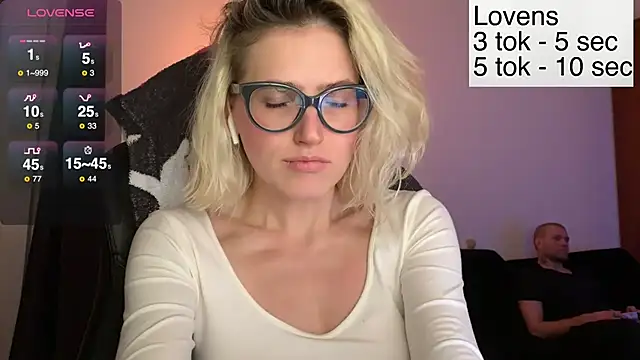 Sexy_Sweets's cam snapshot