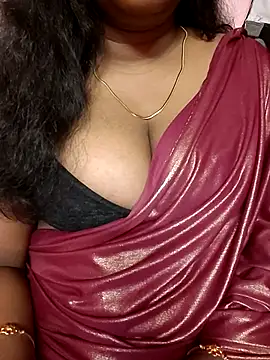 Keerthee_'s cam snapshot