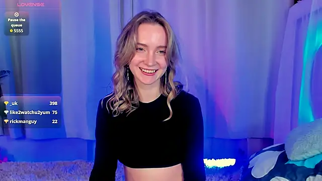 EllaBloom live sex cam