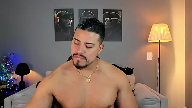 ApoloMakris live sex cam