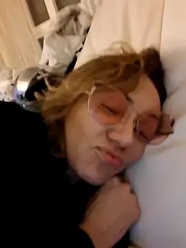 loveryvicky's cam snapshot