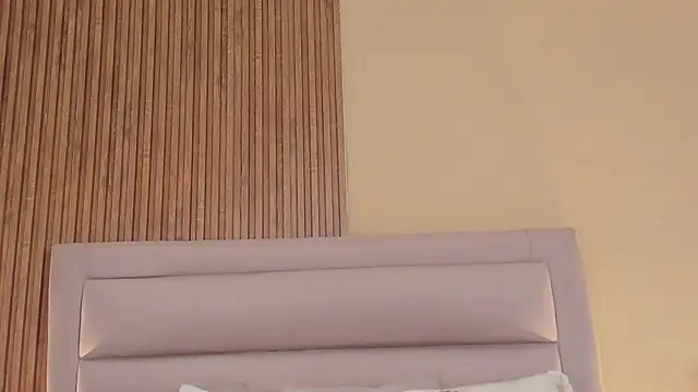 FatimaEvans's cam snapshot