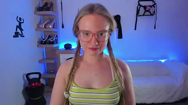 NancyHottie's cam snapshot