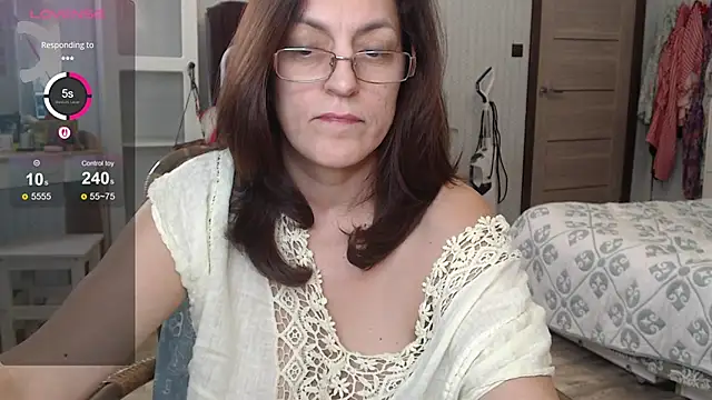 Vivian_Violet_'s cam snapshot