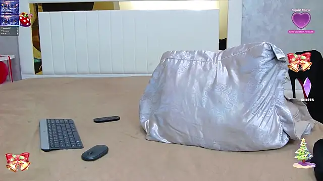 FlirtDeea's cam snapshot