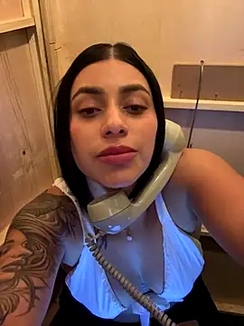 AlannaEvons live sex cam