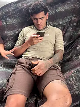 roa_alee's cam snapshot