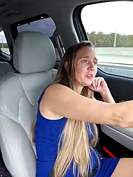 SkyelarSommer live sex cam