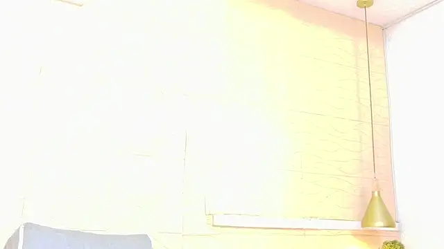 Hungry_pussy18's cam snapshot