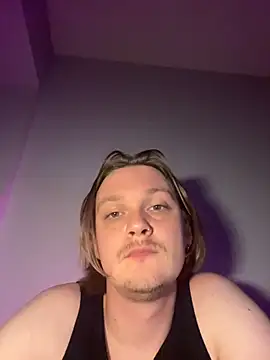 PrettyTimmy's cam snapshot