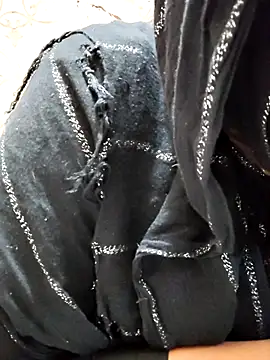 Indian-Nazia's cam snapshot