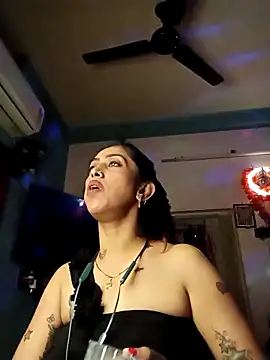 Darling_Annie's cam snapshot