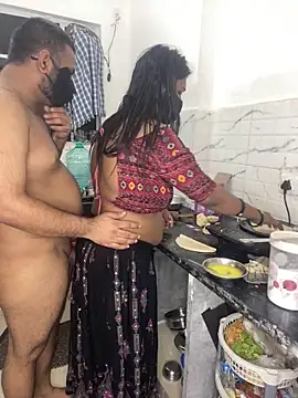 Komal_Meghawani's cam snapshot