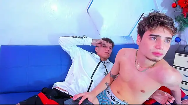 Alex_jeins_at's cam snapshot