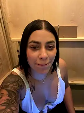 AlannaEvons live sex cam