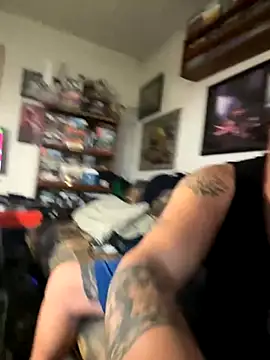 Stephanie1984's cam snapshot