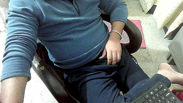 rentarob's cam snapshot